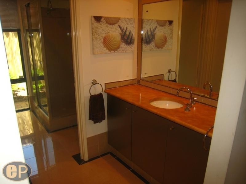 32 Gillon Street, Como WA 6152