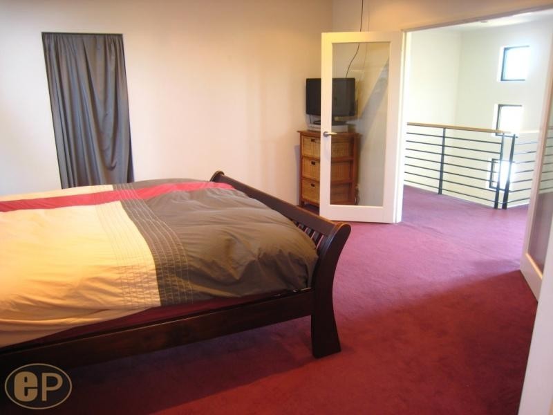 32 Gillon Street, Como WA 6152