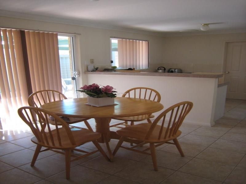 2/12 Kanimbla Road, Bicton WA 6157