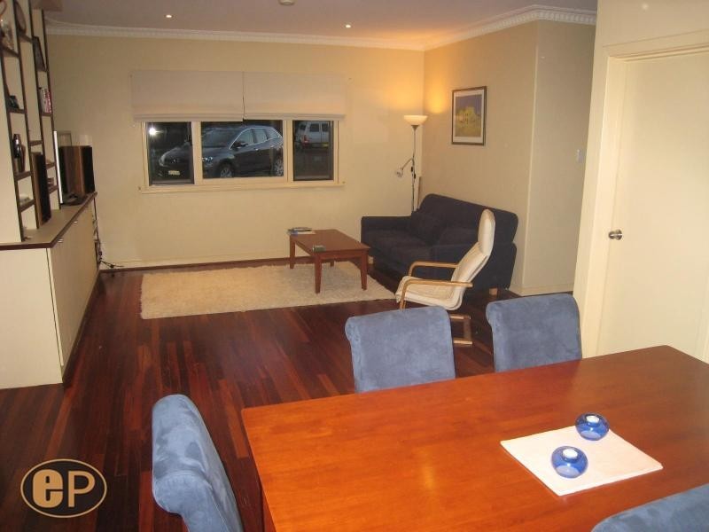 102 Kitchener Road, Alfred Cove WA 6154