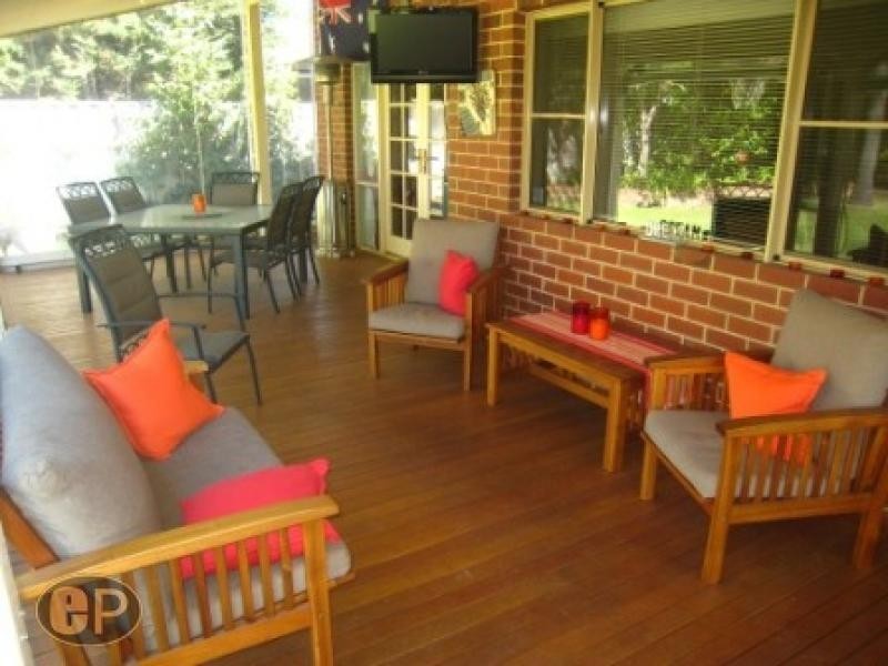 16 Kingsall Rd, Applecross WA 6153