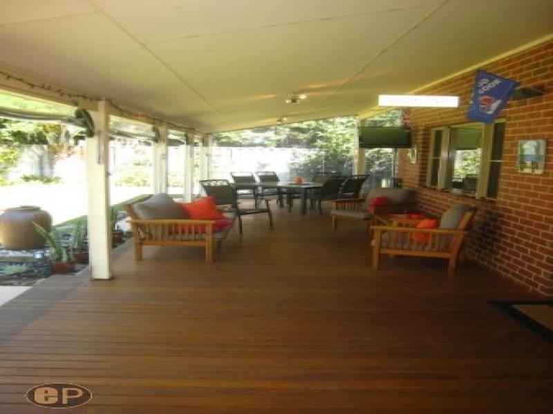16 Kingsall Rd, Applecross WA 6153