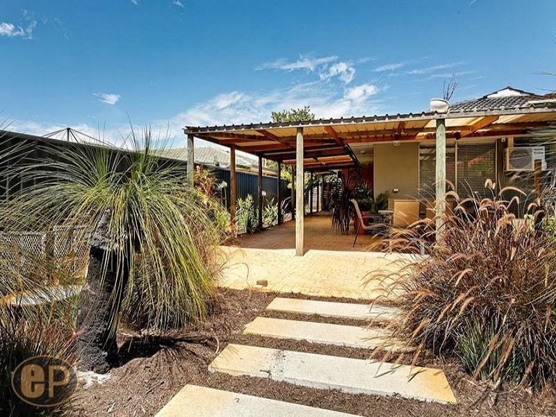 A/69 Leach Highway, Wilson WA 6107