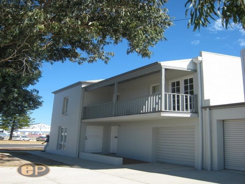 2A Russell Street, Fremantle WA 6160