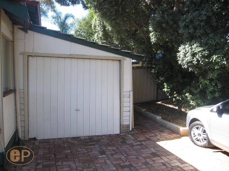 132 Lefroy Road, Beaconsfield WA 6162