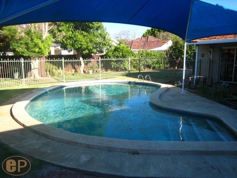 23 Bedford Road, Ardross WA 6153