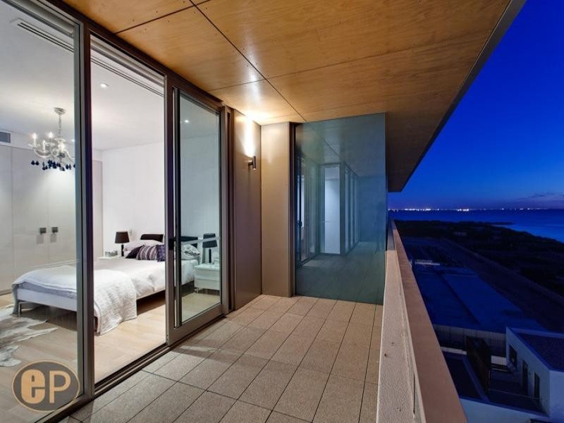 18/23 Ocean Drive, Cottesloe WA 6011