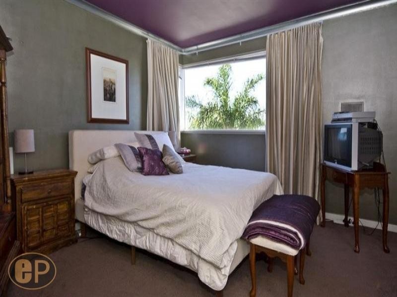 36 Whitfeld terrace, Winthrop WA 6150