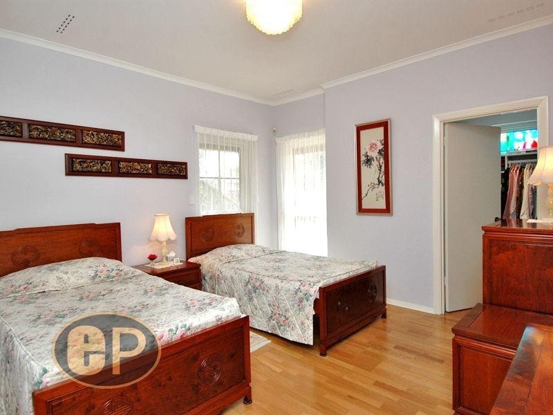 25 Campion Crescent, Attadale WA 6156