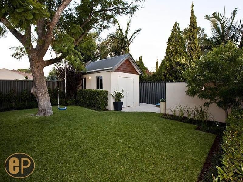 10B Davy Street, Alfred Cove WA 6154