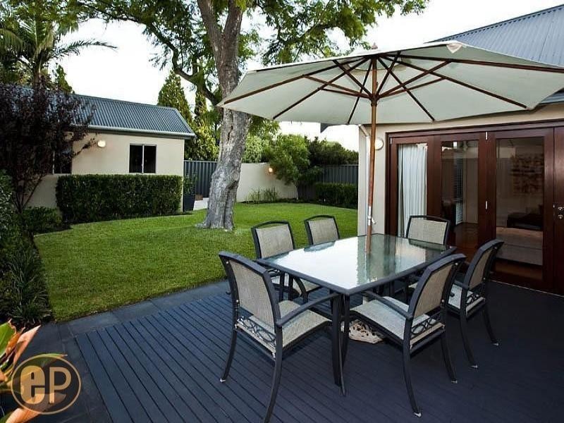 10B Davy Street, Alfred Cove WA 6154