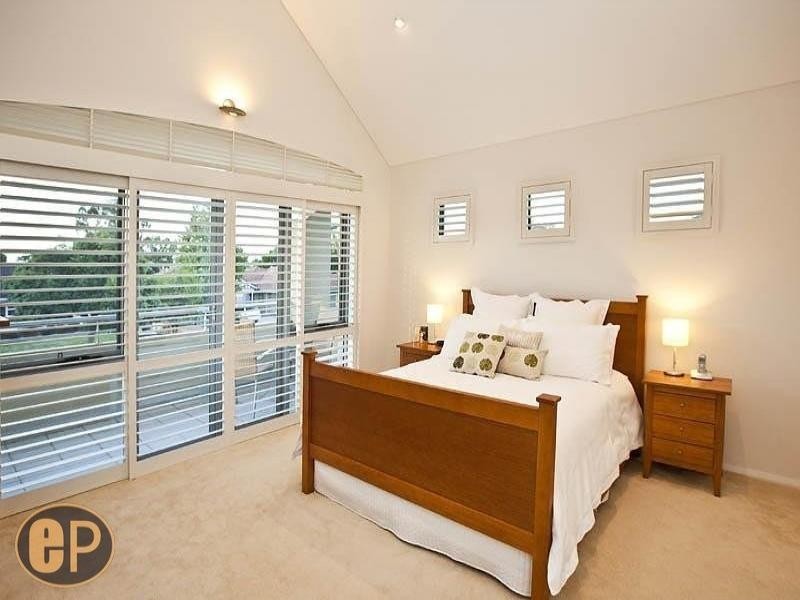 10B Davy Street, Alfred Cove WA 6154