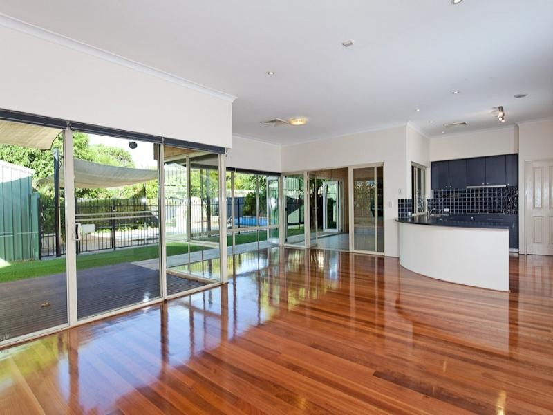 48 Norma Road, Alfred Cove WA 6154