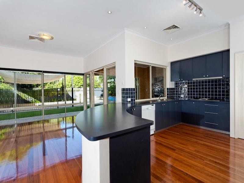 48 Norma Road, Alfred Cove WA 6154