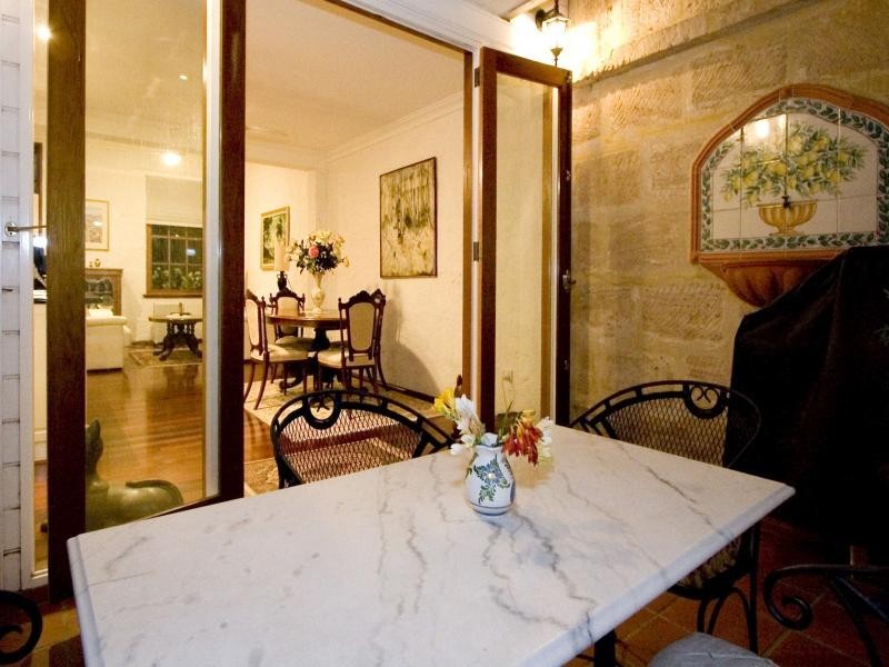 6/17 Essex Street, Fremantle WA 6160