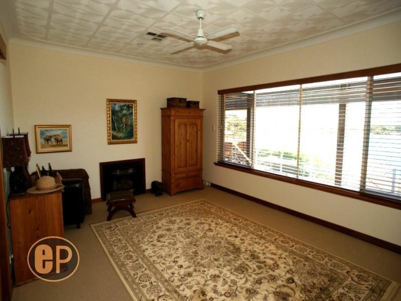 19A Malsbury Street, Bicton WA 6157