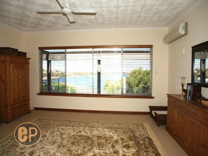 19A Malsbury Street, Bicton WA 6157