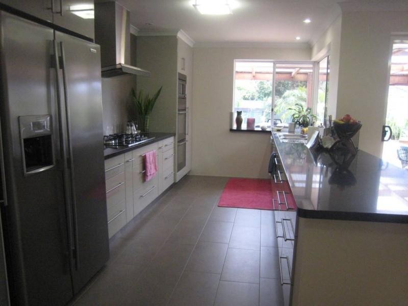 6 Lawler Grove, Winthrop WA 6150