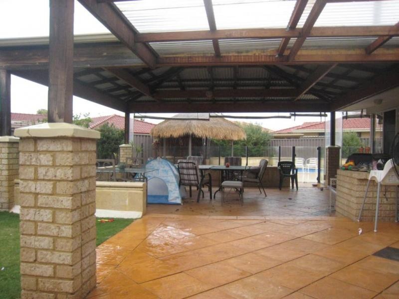 6 Lawler Grove, Winthrop WA 6150