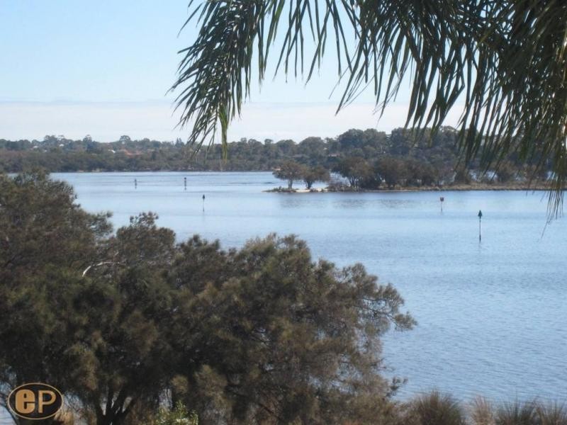 217 Riverton Drive, Shelley WA 6148