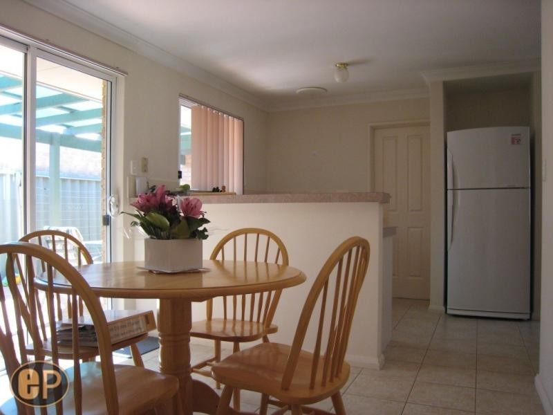 2/12 Kanimbla Road, Bicton WA 6157