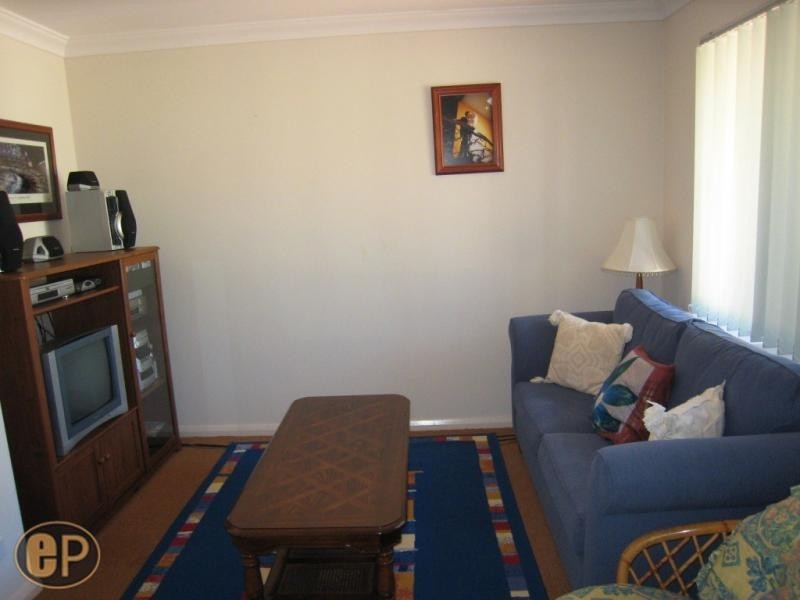 2/12 Kanimbla Road, Bicton WA 6157