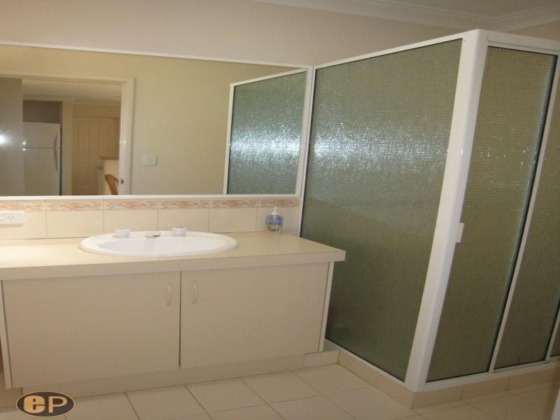 2/12 Kanimbla Road, Bicton WA 6157