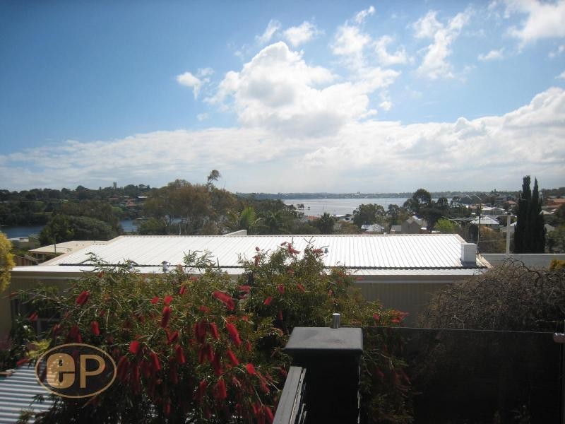 7A Thurloe Street, Bicton WA 6157