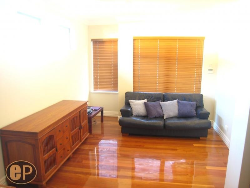 23 Santara Circle, Dianella WA 6059