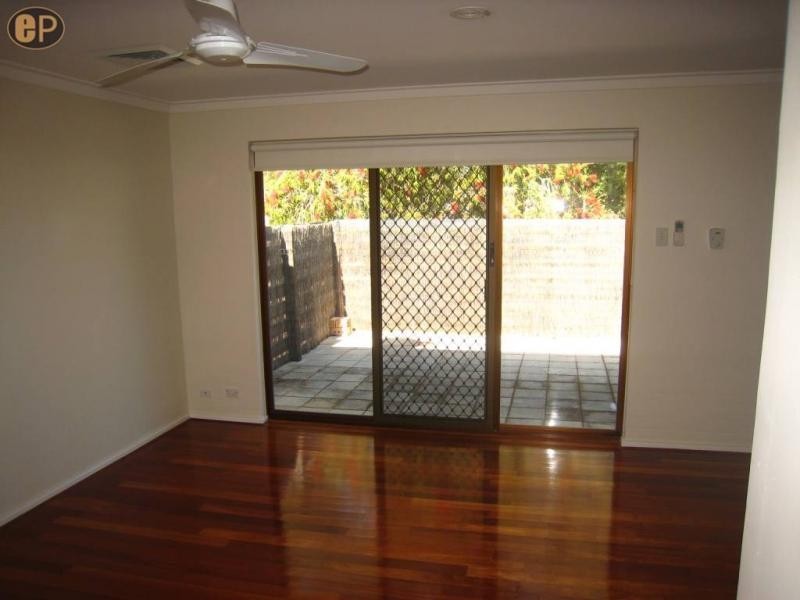 10/104 Moreing Road, Attadale WA 6156