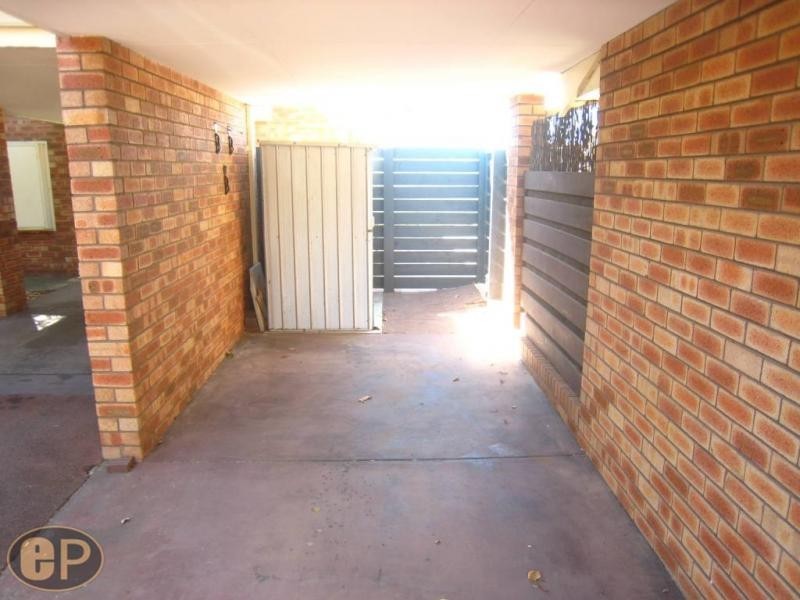 10/104 Moreing Road, Attadale WA 6156