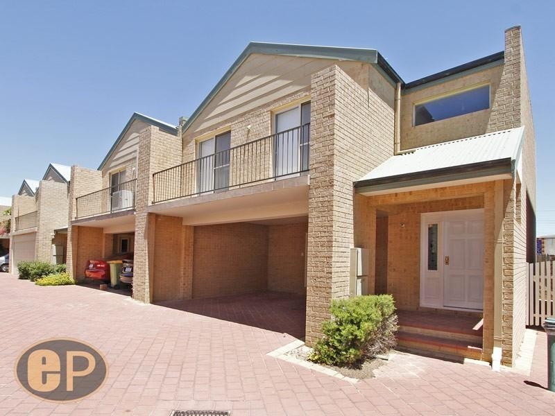 12/14 Boyd Crescent, Hamilton Hill WA 6163