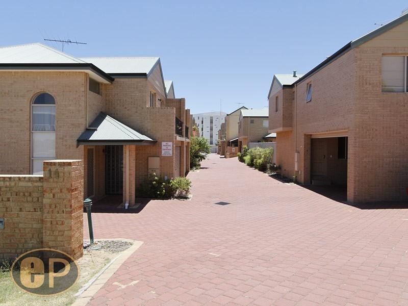 12/14 Boyd Crescent, Hamilton Hill WA 6163