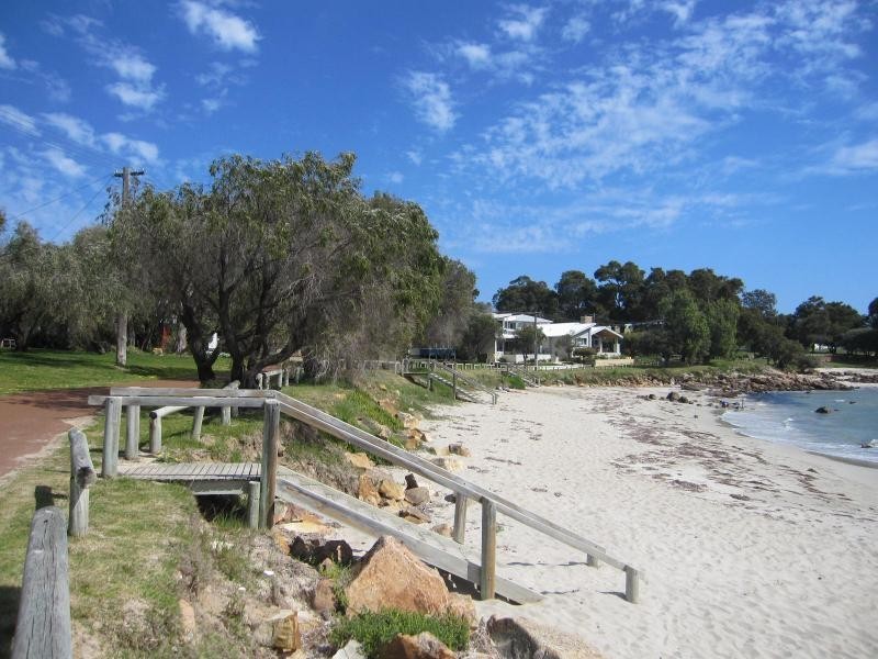 6 Turner Street, Dunsborough WA 6281