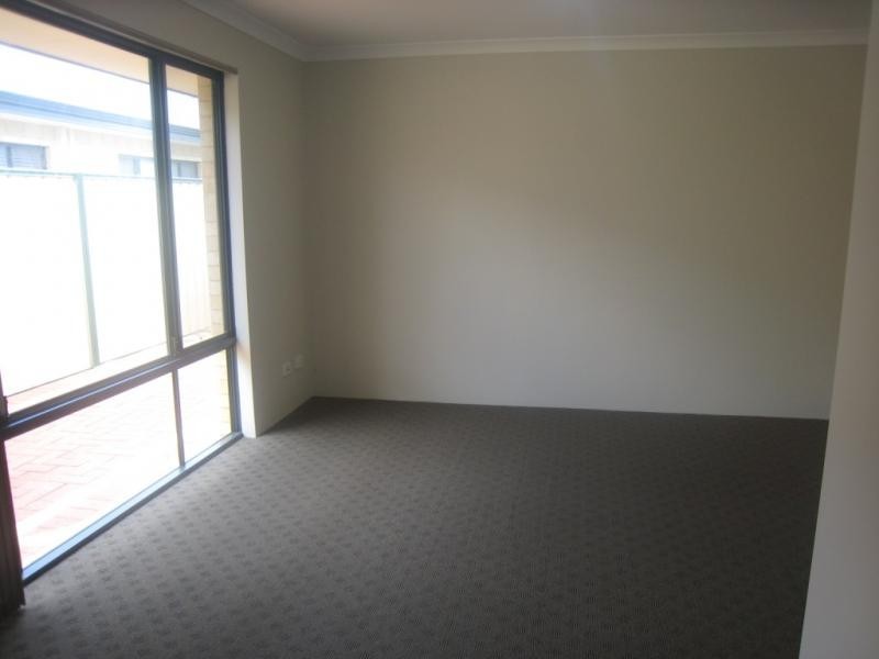 48 Botany Parade, Hammond Park WA 6164