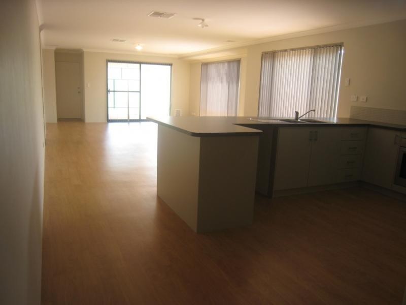 48 Botany Parade, Hammond Park WA 6164