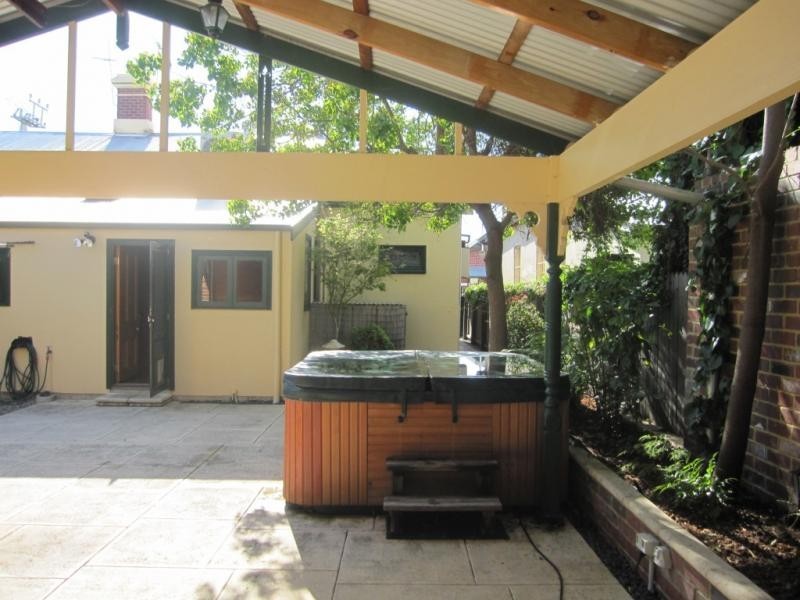 12 Brookman Street, Perth WA 6000