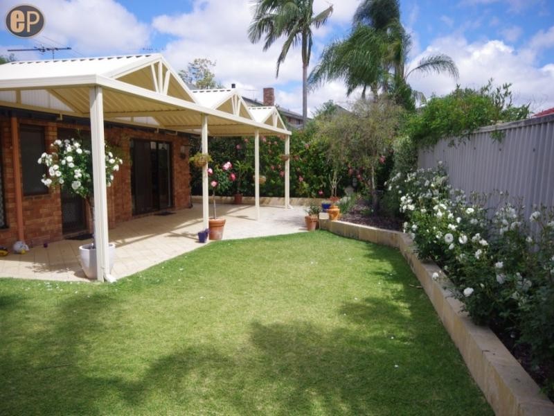 52 Hatfield Way, Booragoon WA 6154