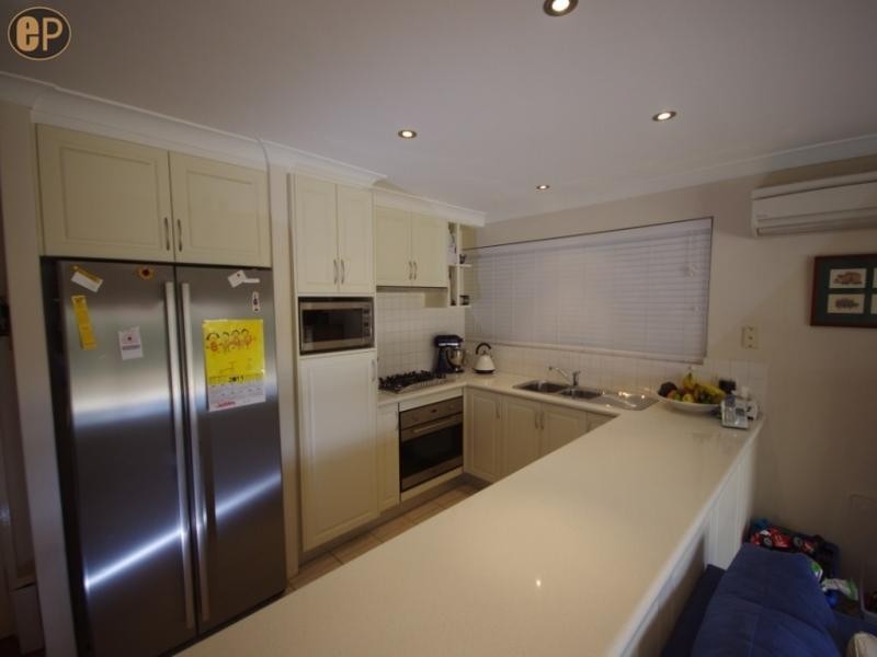 52 Hatfield Way, Booragoon WA 6154