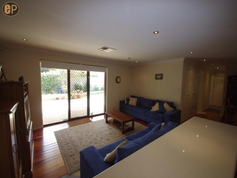 52 Hatfield Way, Booragoon WA 6154