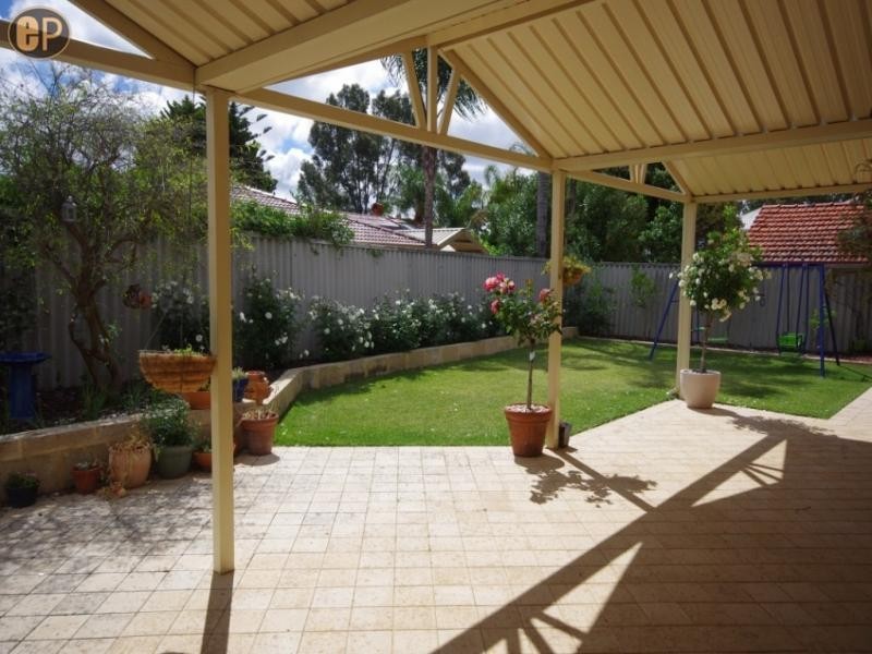 52 Hatfield Way, Booragoon WA 6154