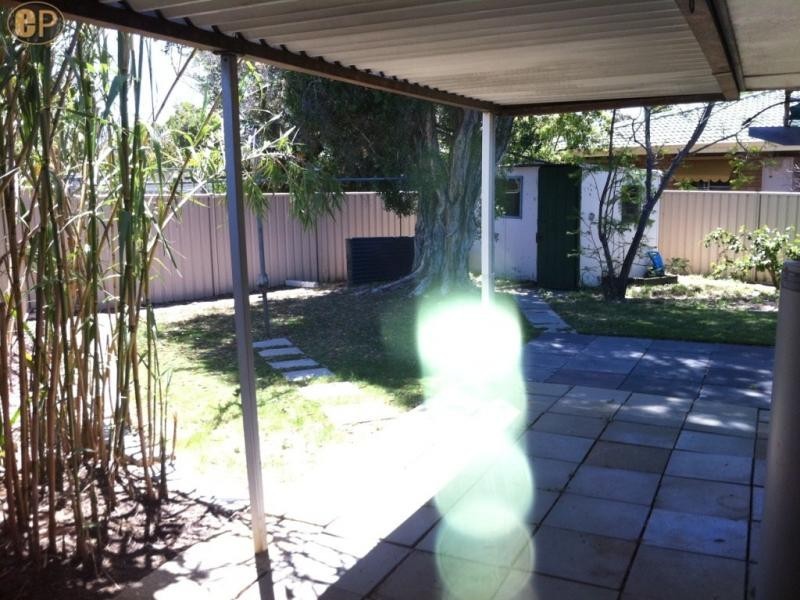 2A Spinnaway Crescent, Brentwood WA 6153