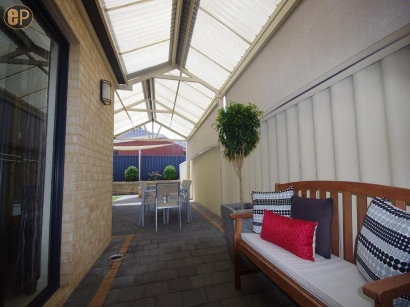 3A Troytown Way, Melville WA 6156