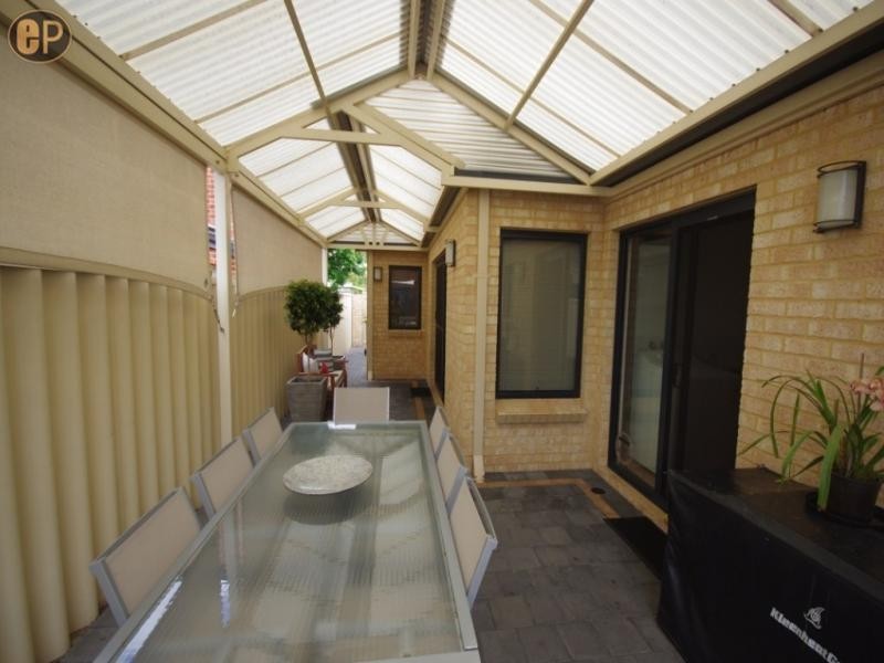 3A Troytown Way, Melville WA 6156