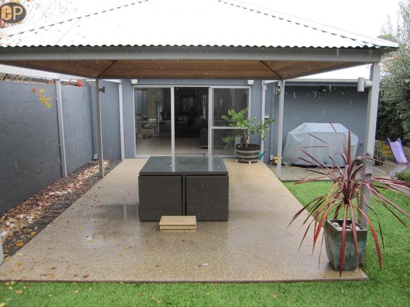 8A Hope Avenue, Manning WA 6152