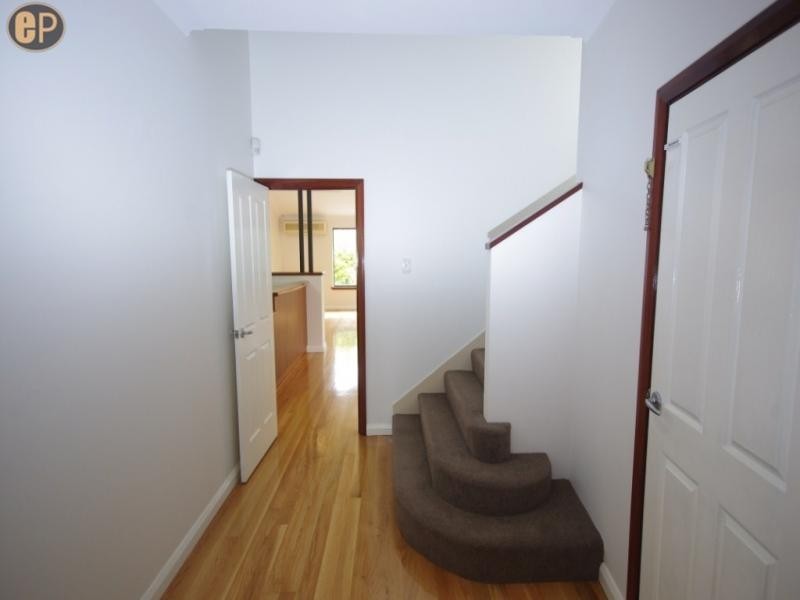 7B Clydesdale Street, Alfred Cove WA 6154