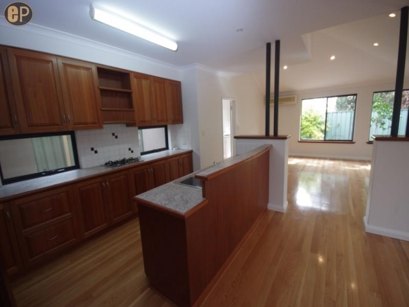 7B Clydesdale Street, Alfred Cove WA 6154