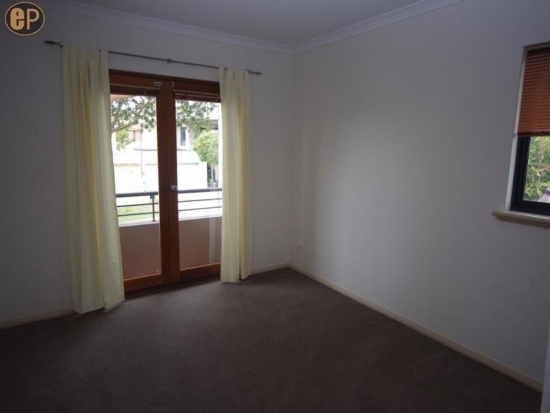 7B Clydesdale Street, Alfred Cove WA 6154