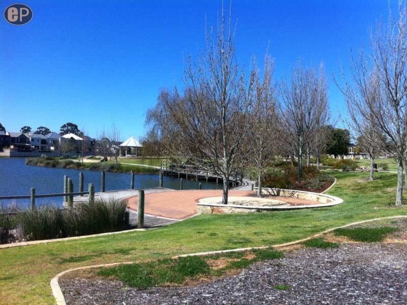 64 Roselea Boulevard, Stirling WA 6021