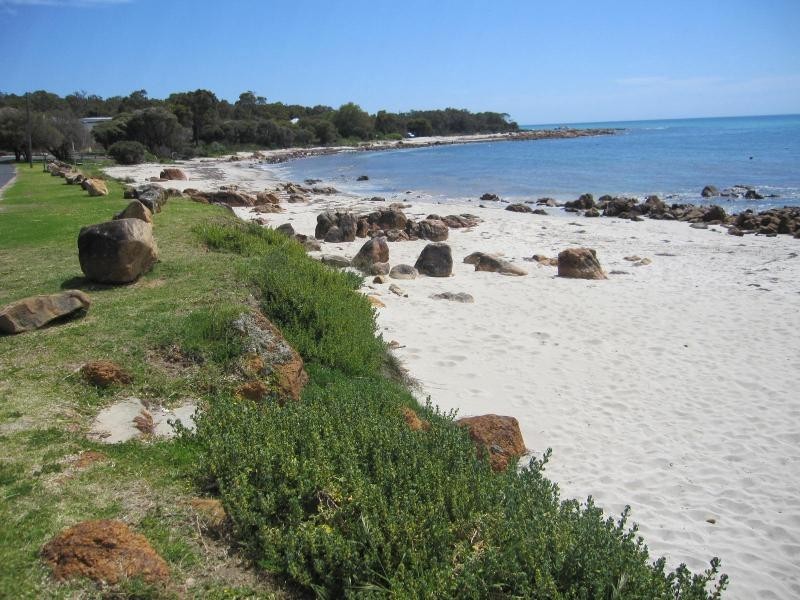 6 Turner Street, Dunsborough WA 6281